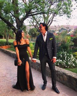 Renata Notni feet photo thumbnail