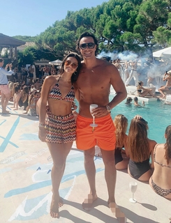 Renata Notni feet photo thumbnail