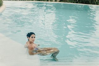 Renata Notni feet photo thumbnail