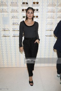 Renata Notni feet photo thumbnail