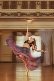 Renata Saldanha feet photo thumbnail