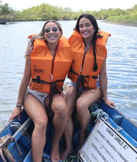 Renata Saldanha feet photo thumbnail