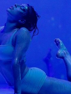 Renata Saldanha feet photo 4