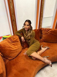 Renata Saldanha feet photo 16