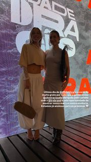 Renata Saldanha feet photo 1