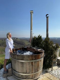 Renata Sopek feet photo 6