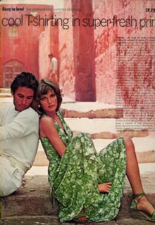 Rene Russo feet photo thumbnail