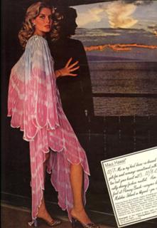 Rene Russo feet photo thumbnail