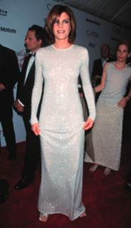 Rene Russo feet photo thumbnail