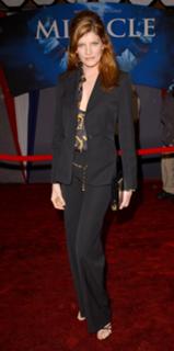 Rene Russo feet photo thumbnail