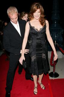 Rene Russo feet photo thumbnail