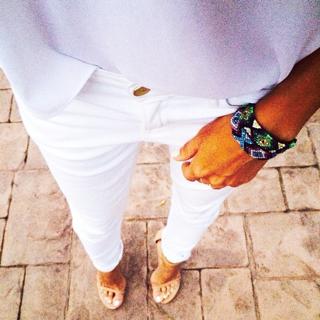 Renee Bargh feet photo 13