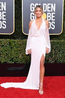 Renee Bargh feet photo 20