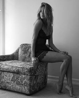 Renee Bargh feet photo 17