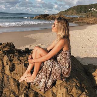 Renee Bargh feet photo 15