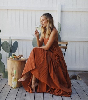 Renee Bargh feet photo 17