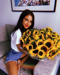 Renee Herbert feet photo 3