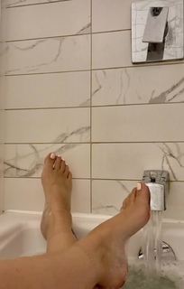 Renee Monaco feet photo 9