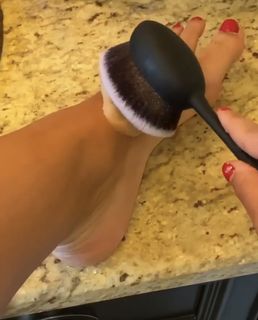 Renee Monaco feet photo 6