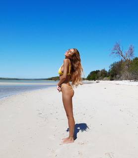 Renee Somerfield feet photo 2