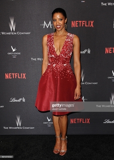 Renée Elise Goldsberry feet photo 5