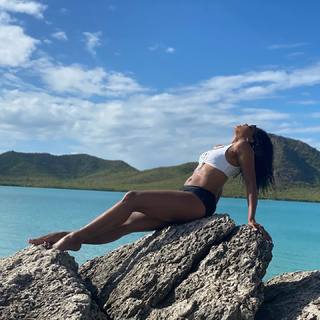 Renée Elise Goldsberry feet photo 11