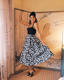 Renée Elise Goldsberry feet photo 3