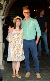 Renée Felice Smith feet photo 15