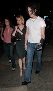 Renée Zellweger feet photo thumbnail