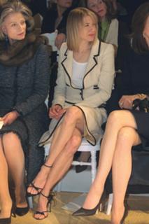 Renée Zellweger feet photo thumbnail