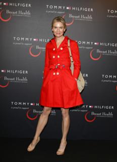 Renée Zellweger feet photo thumbnail