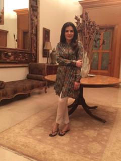 Resham feet photo 13