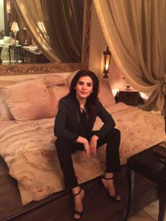 Resham feet photo 8