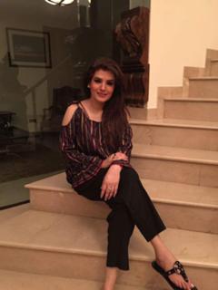 Resham feet photo 2