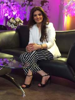 Resham feet photo 11