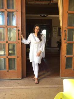 Resham feet photo 6