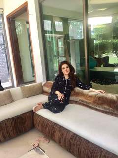 Resham feet photo 8
