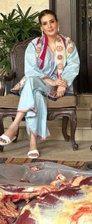 Resham feet photo 2