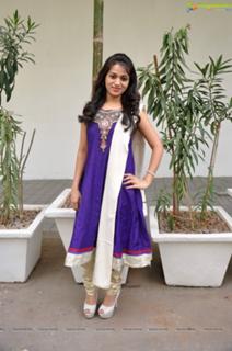 Reshma feet photo 3