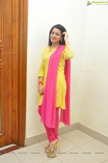 Reshma feet photo 19