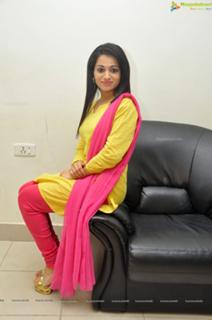 Reshma feet photo 18