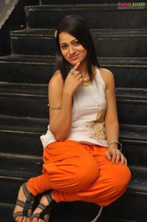 Reshma feet photo 4
