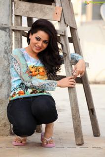 Reshma feet photo 13