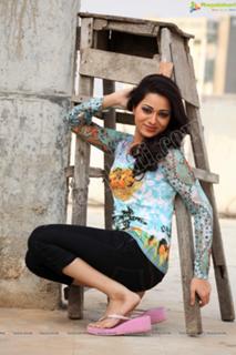 Reshma feet photo 8
