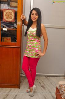 Reshma feet photo 15