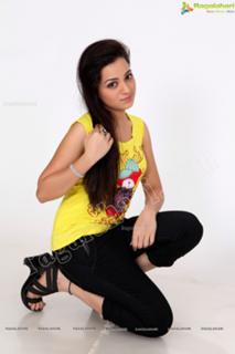 Reshma feet photo 3