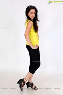 Reshma feet photo 13