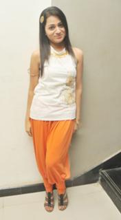Reshma feet photo 9