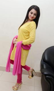 Reshma feet photo 11