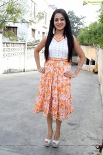 Reshma feet photo 10